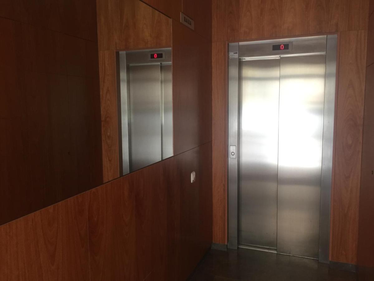 Apartamento Construccion Nueva Barcelona-Calella Ngoại thất bức ảnh